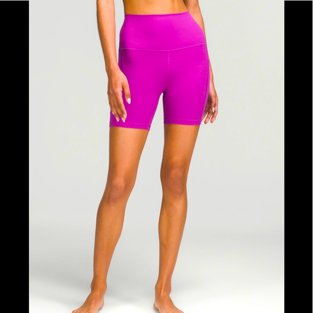 NWT! Lululemon ALIGN Biker Short w/ Pockets 6”
